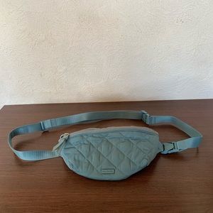 Vera Bradley Blue Oar Belt Bag Fanny Pack Travel Hip Bag